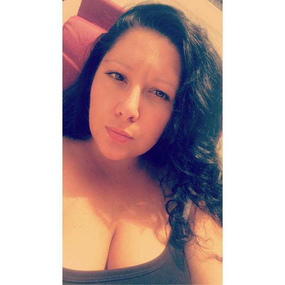 Poshmark profile picture for @kaii